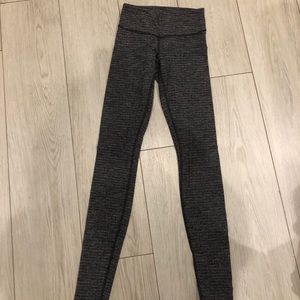 Grey Heathered Wunder Under Leggings